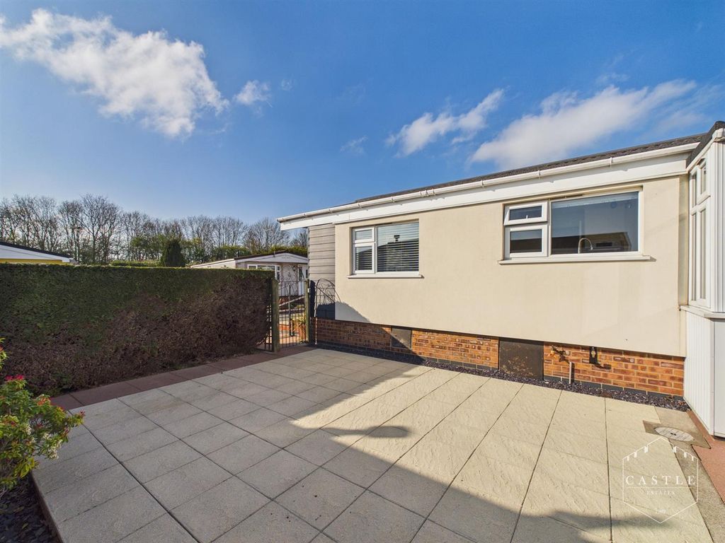 Additional image 19 of 2 bed detached bungalow for saleSpringfield Park, Wykin Road, Hinckley LE10