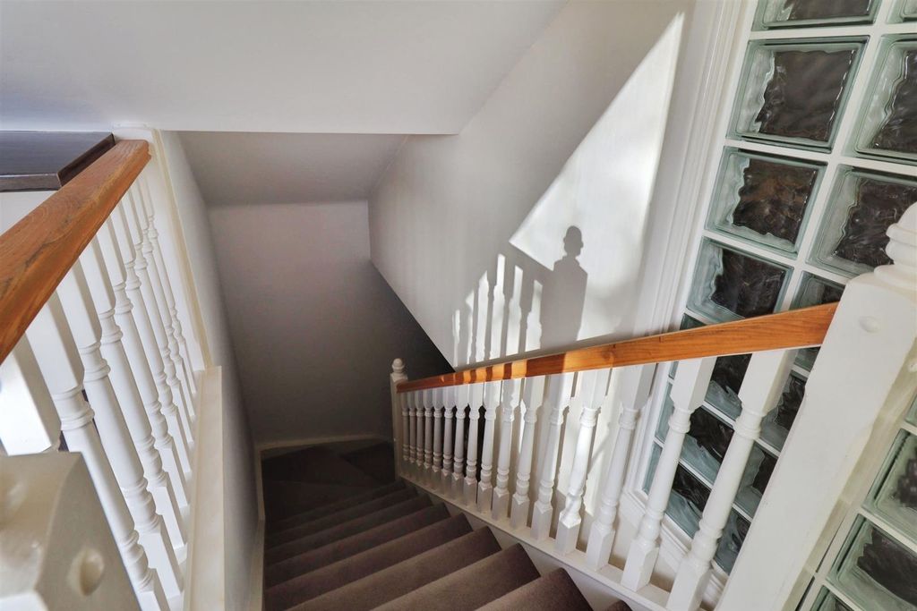 Additional image 46 of 3 bed flat for saleBrackenwood Mews, Weston, Crewe CW2