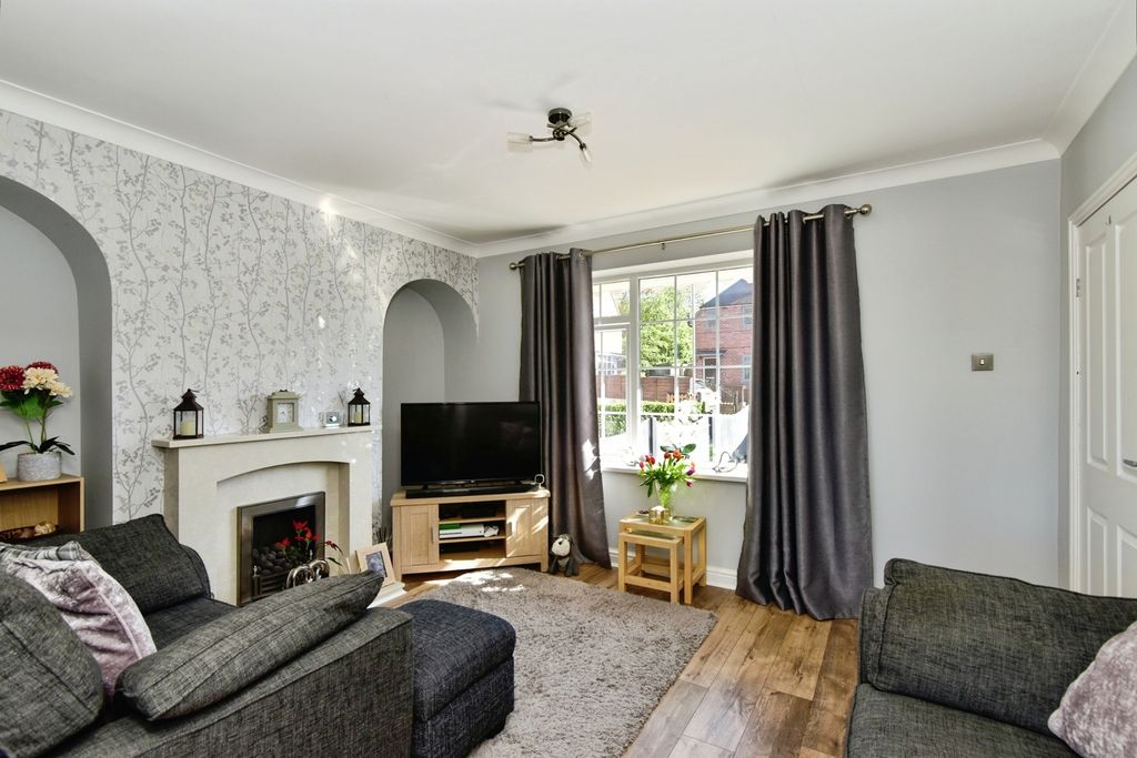 Additional image 4 of 3 bed town house for saleBaggott Place, Newcastle, Staffordshire ST5