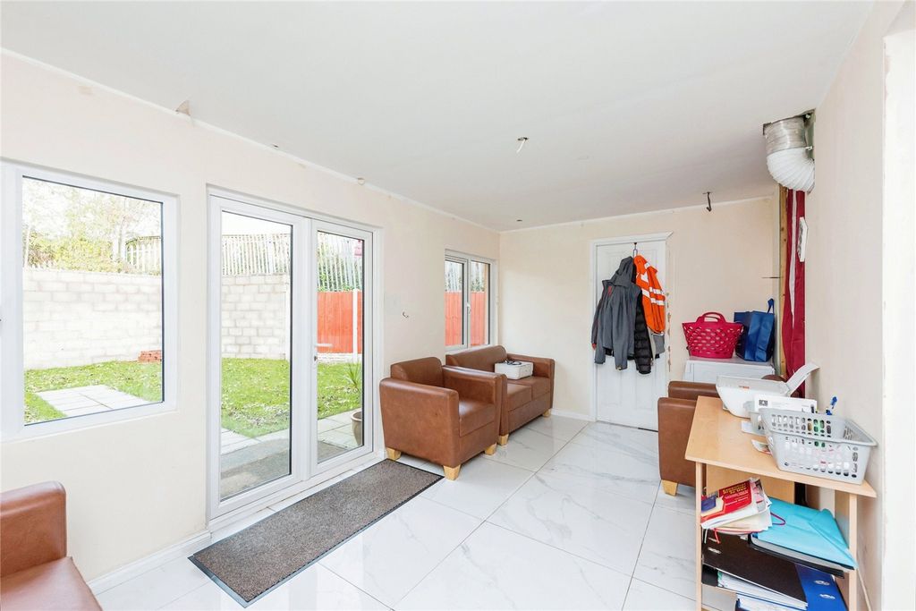 Additional image 9 of 3 bed semi-detached house for saleChadswell Heights, Lichfield, Staffordshire WS13