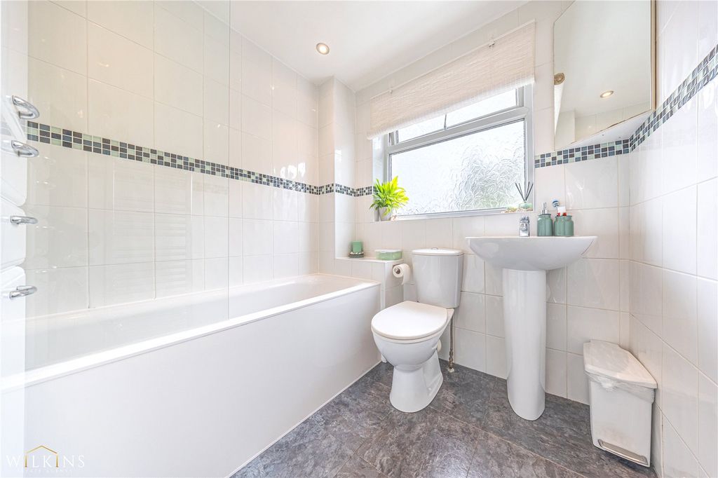 Additional image 18 of 3 bed detached house for saleDosthill Road, Two Gates, Tamworth, Staffordshire B77