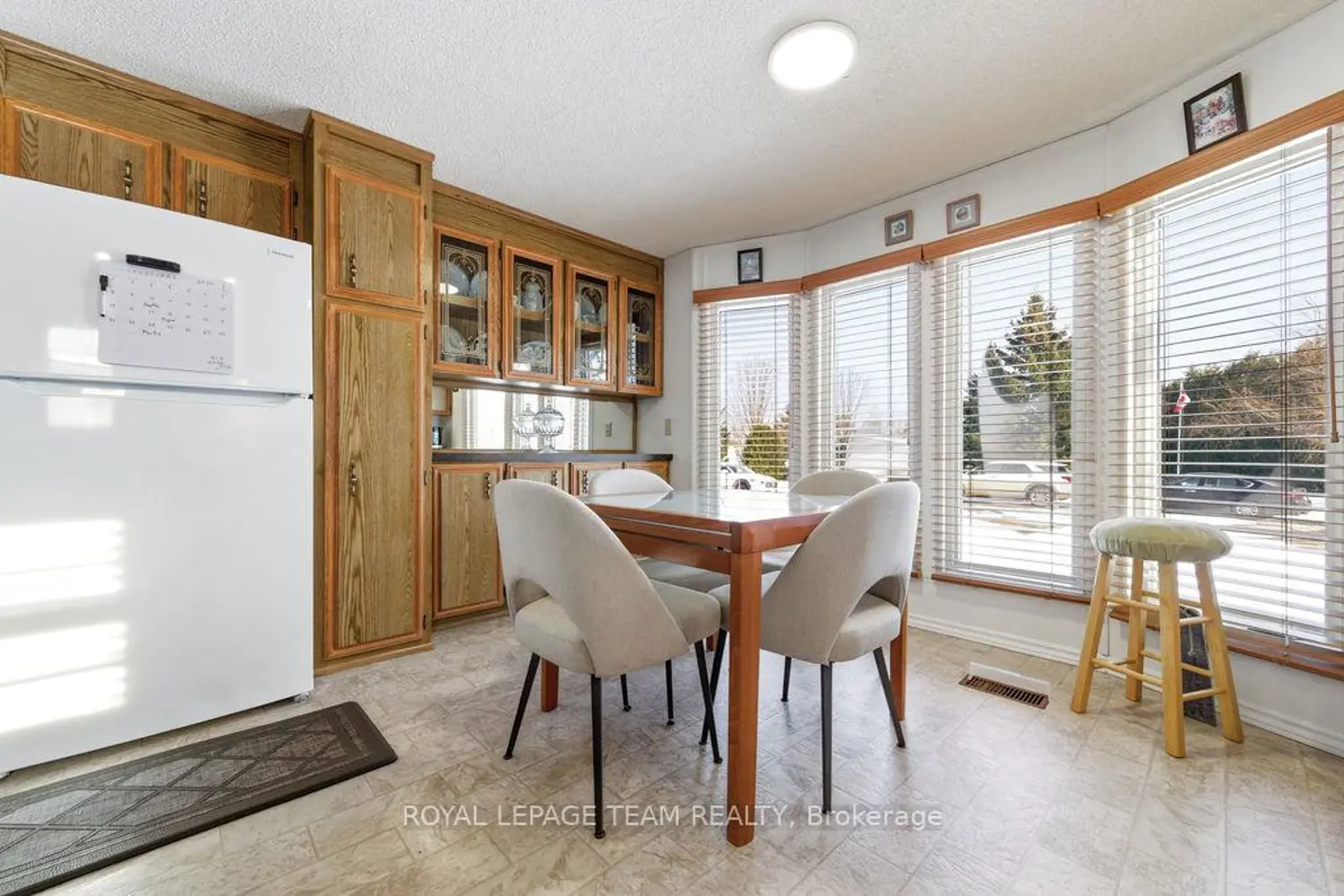 46 Sunset Lane photo 2