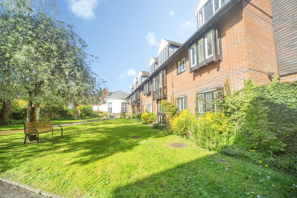 Additional image 12 of 2 bed flat for saleSt. Ann Place, Salisbury SP1