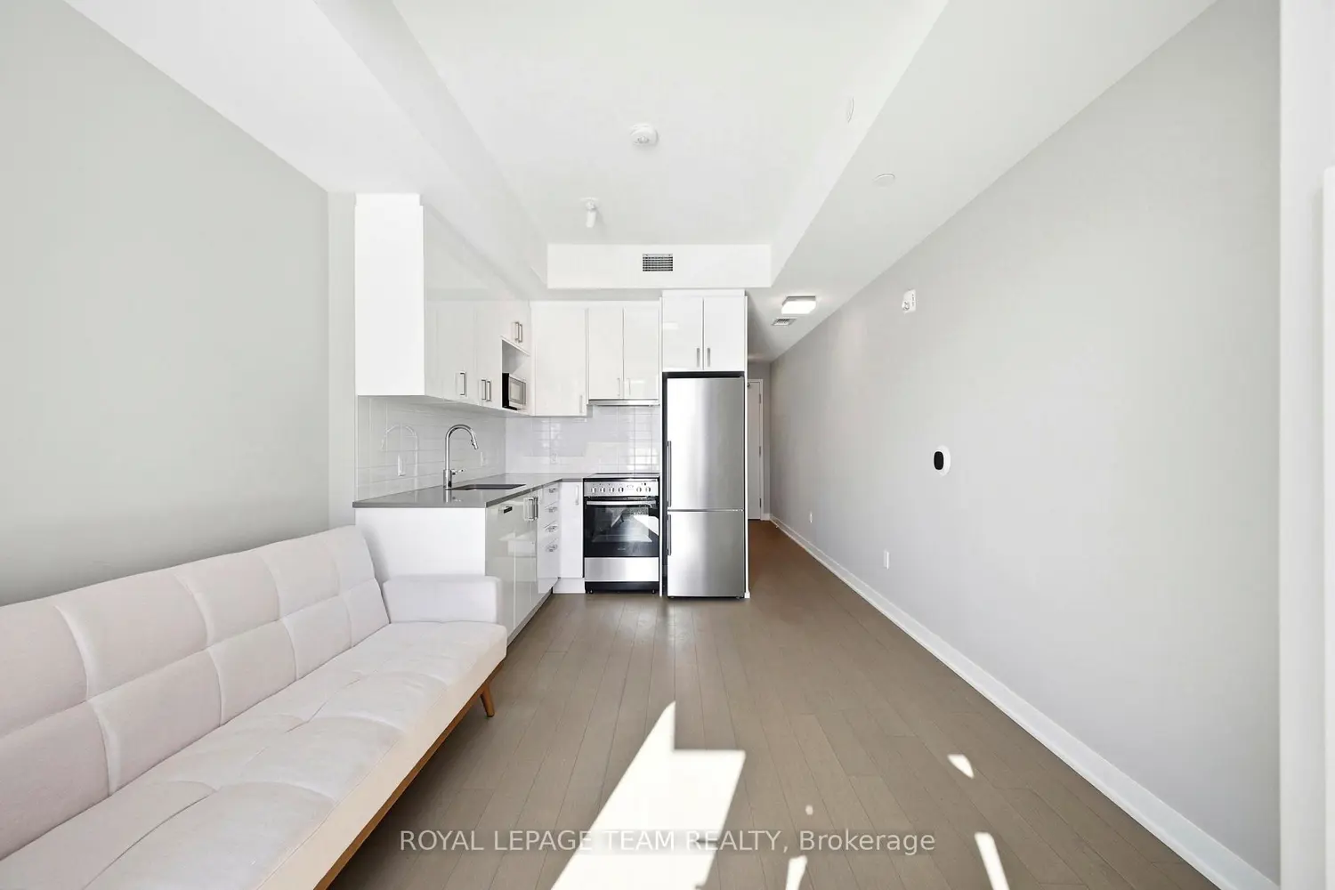 Additional image 6 of 360 Deschatelets Avenue 209