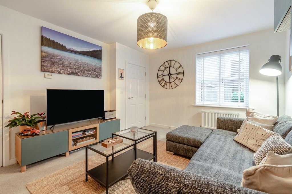 Additional image 2 of 3 bed semi-detached house for saleSouthwell Way, Uppingham, Oakham LE15