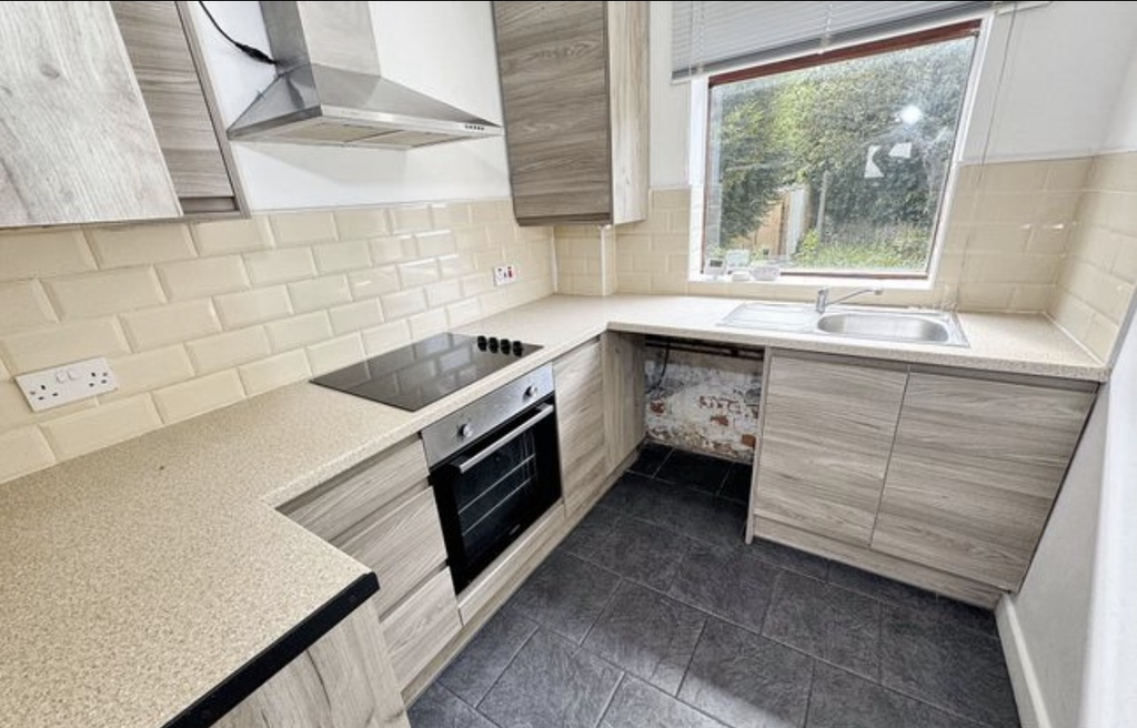 Additional image 6 of 3 bed semi-detached house for saleWaltham Avenue, Leicester LE3