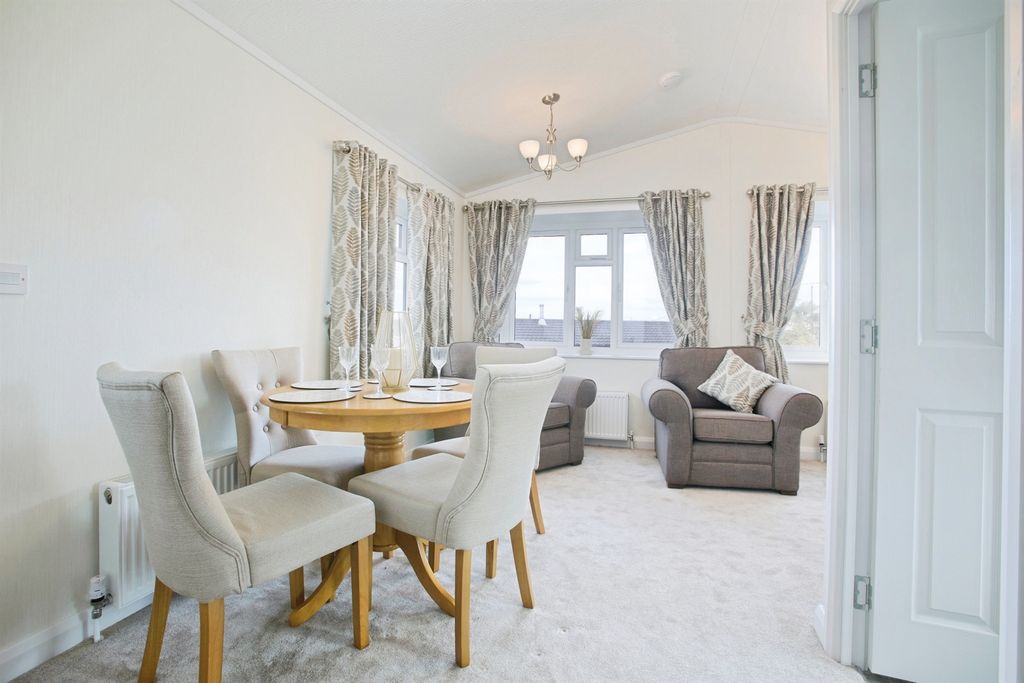 Additional image 6 of 2 bed mobile/park home for saleHolders Road, Amesbury, Salisbury SP4