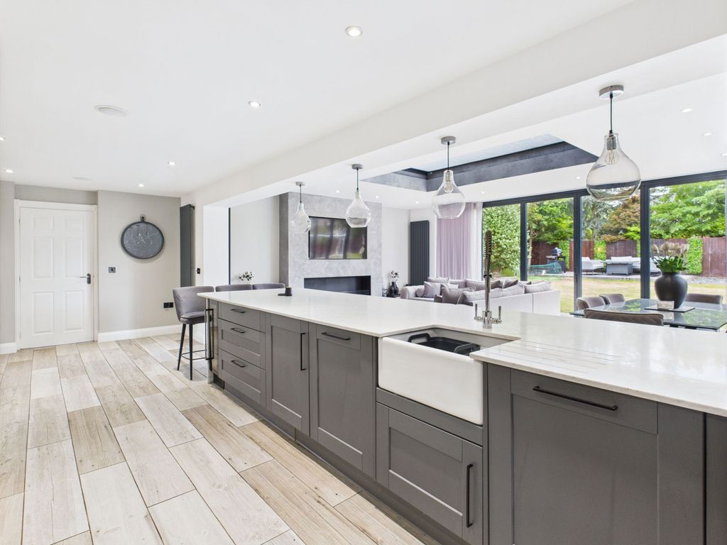 Additional image 5 of 5 bed detached house for saleKingsdown Close, Weston, Crewe CW2