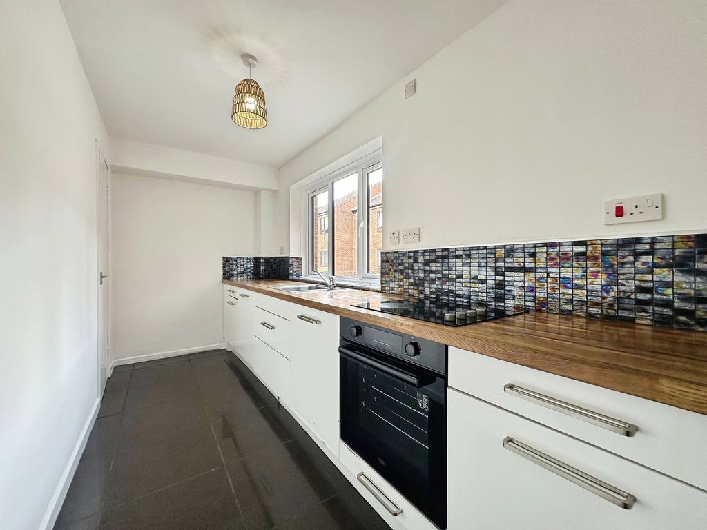Additional image 10 of 2 bed maisonette for saleWillowdale Grange, Tettenhall, Wolverhampton WV6