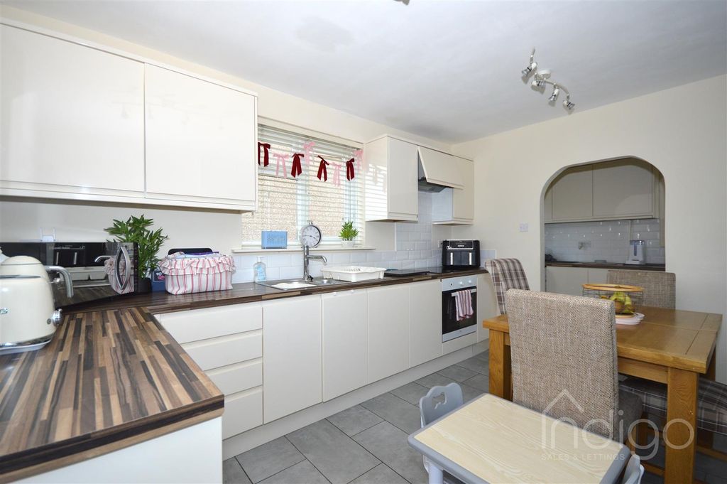 Additional image 8 of 3 bed semi-detached house for salePeebles Road, Newcastle ST5