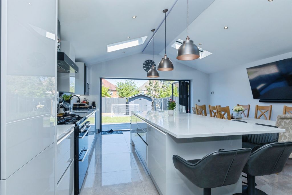 Additional image 3 of 4 bed semi-detached house for saleScraptoft Lane, Leicester LE5