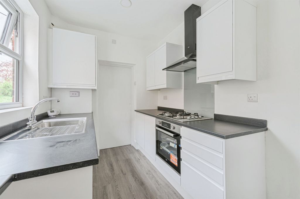 Additional image 5 of 3 bed end terrace house for saleHigh Street, Dosthill, Tamworth B77