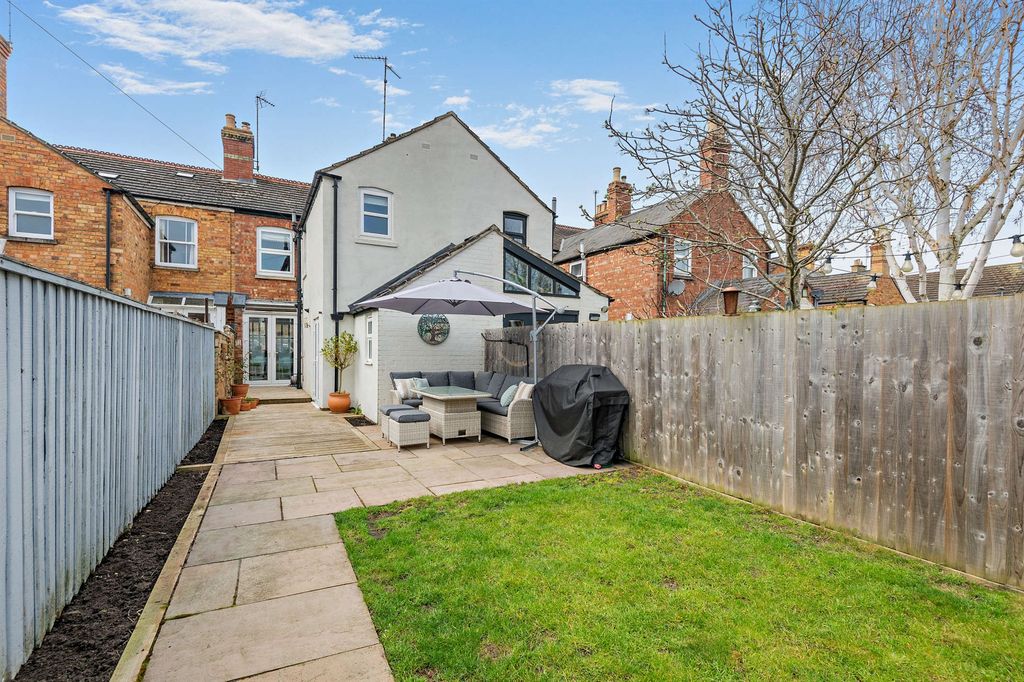 Additional image 2 of 3 bed terraced house for saleKings Road, Stamford PE9