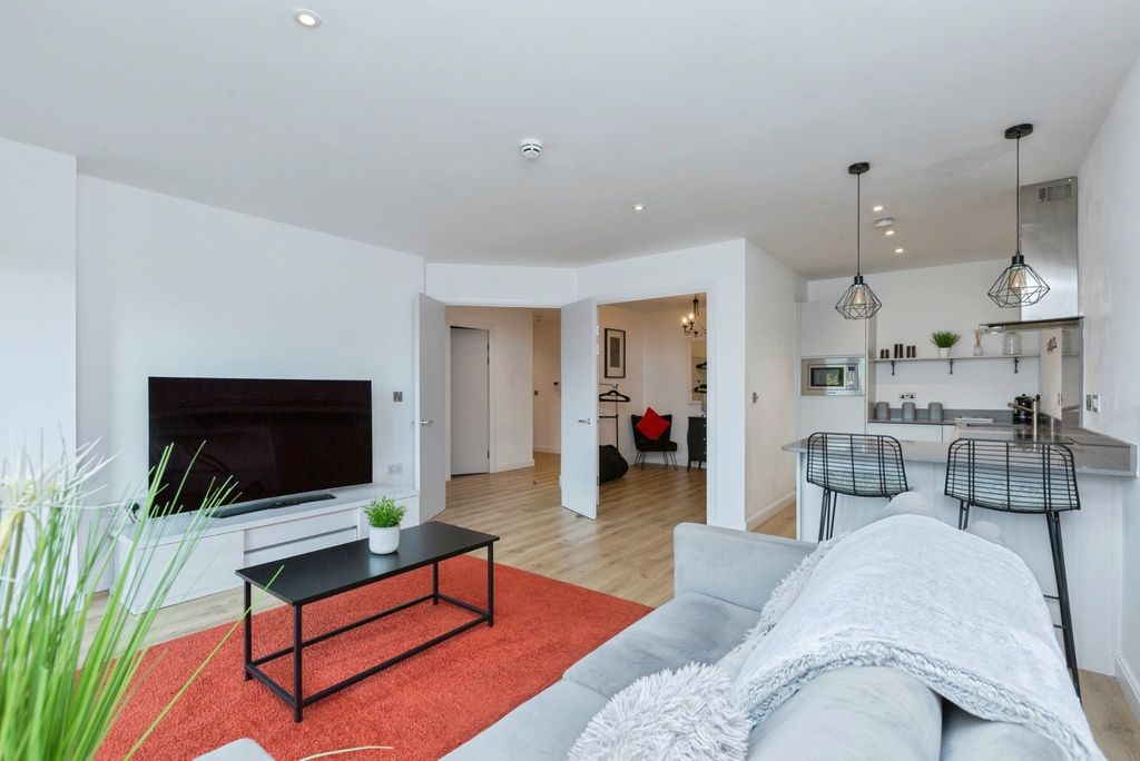 Additional image 2 of 2 bed flat for saleBath Lane, Leicester, Leicestershire LE3