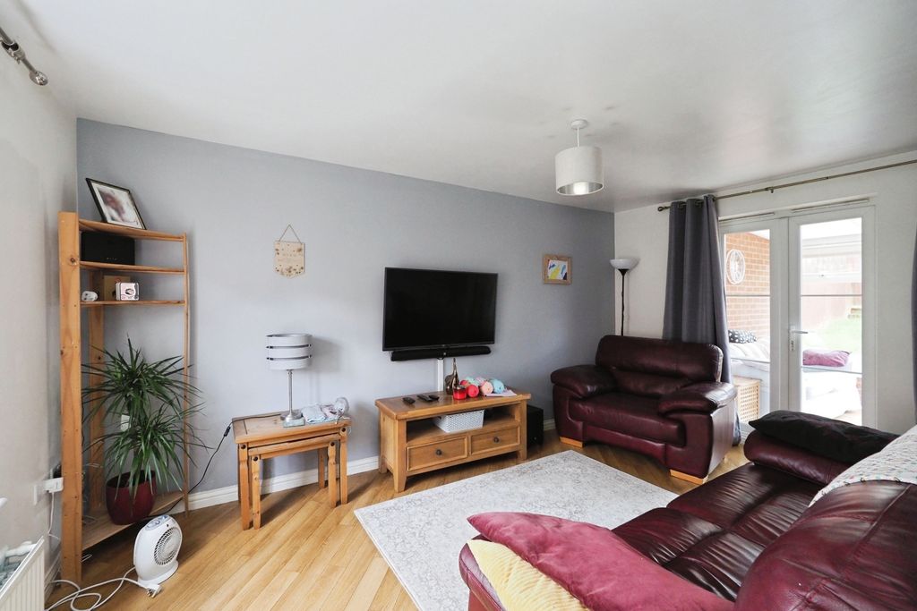 Additional image 4 of 4 bed detached house for saleDarwin Crescent, Loughborough LE11