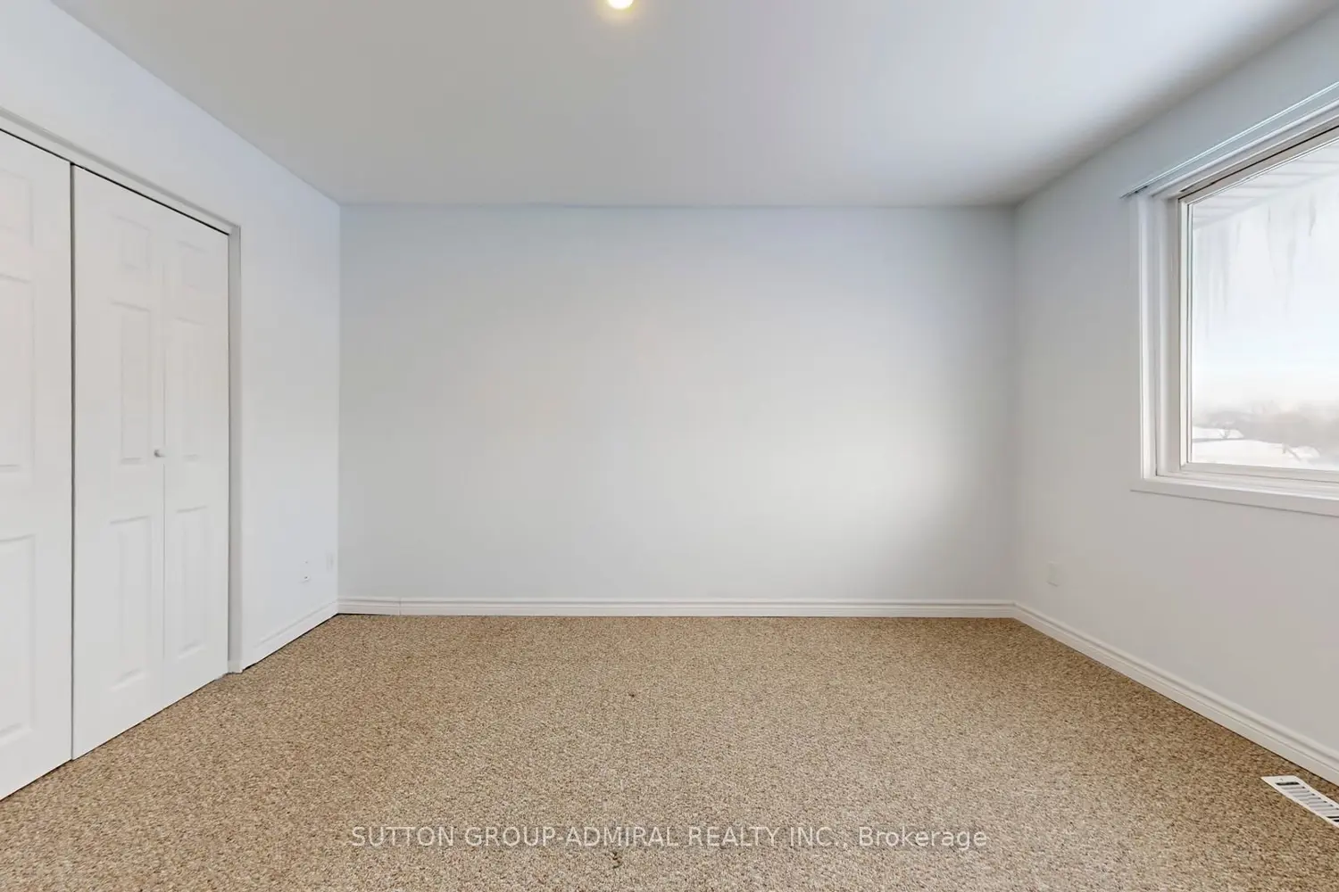 Additional image 15 of 64 Bronte Street 8