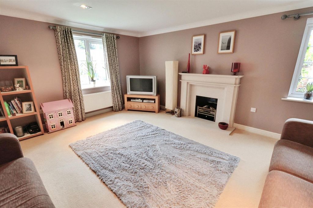 Additional image 2 of 5 bed detached house for saleThe Meadows, Wrinehill, Crewe CW3