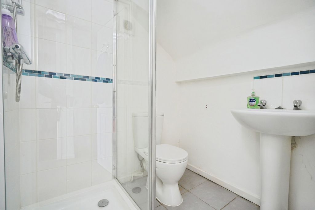 Additional image 15 of 3 bed bungalow for saleOadby Rise, Burton-On-Trent, Staffordshire DE13