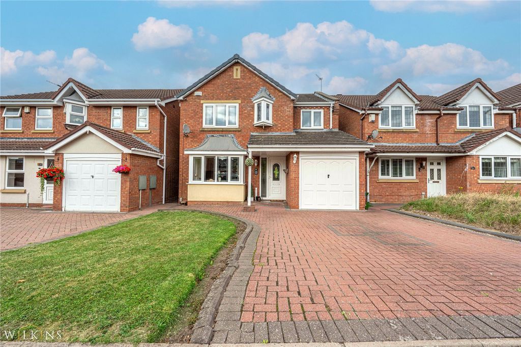 Additional image 35 of 4 bed detached house for saleLakeland Drive, Wilnecote, Tamworth, Staffordshire B77