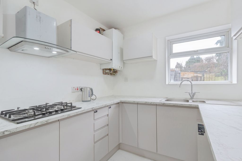Additional image 8 of 3 bed semi-detached house for saleHockley Farm Road, Leicester LE3