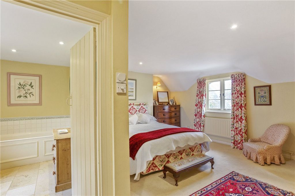 Additional image 12 of 5 bed detached house for saleThe Street, Marden, Devizes, Wiltshire SN10