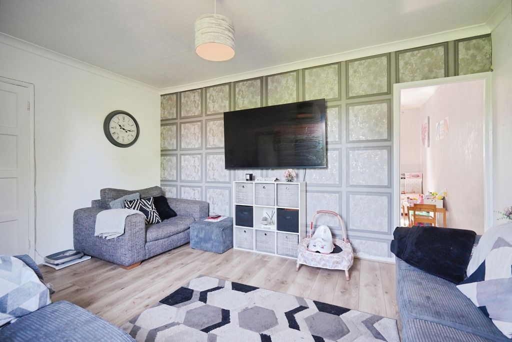 Additional image 8 of 3 bed semi-detached house for saleCumberland Road, Burton-On-Trent, Staffordshire DE15