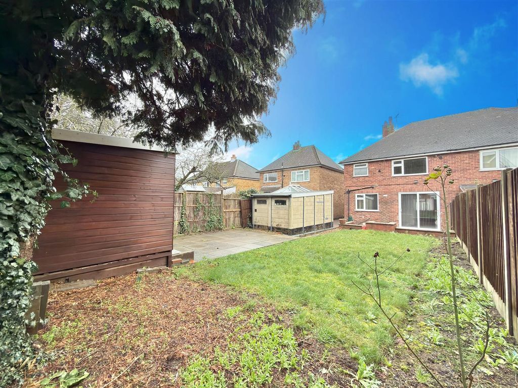 Additional image 11 of 3 bed semi-detached house for saleWoodgate Drive, Birstall, Leicester LE4