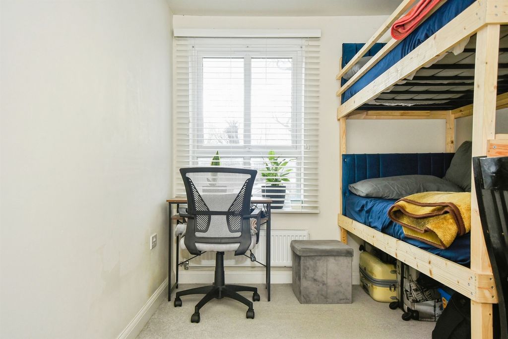 Additional image 12 of 2 bed flat for saleSemington Strand, Swindon SN1