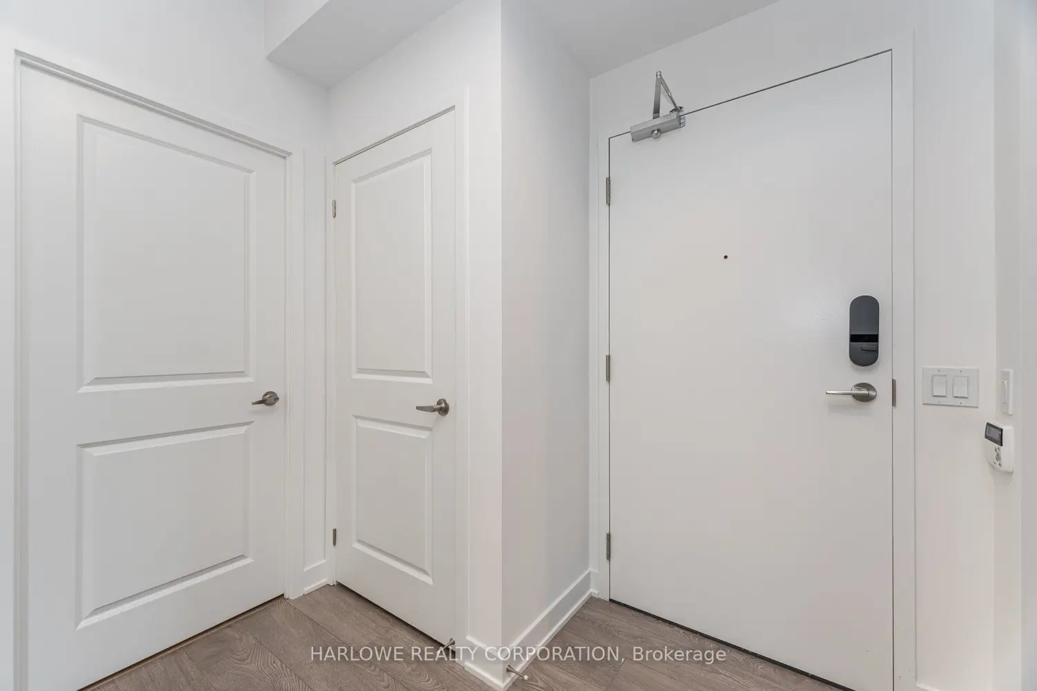 Additional image 3 of 543 Richmond Street 815