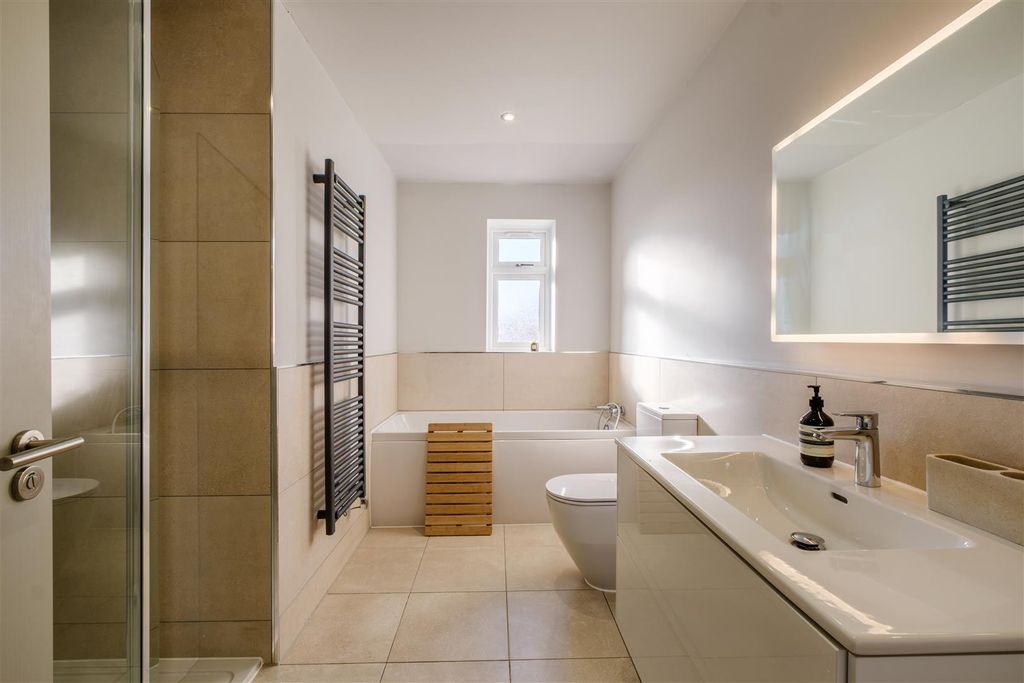 Additional image 31 of 4 bed detached house for saleDumore Hay Lane, Fradley WS13
