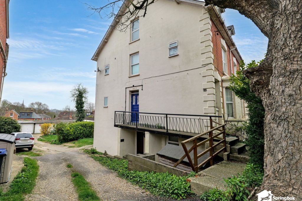 Additional image 11 of 1 bed flat for saleSt. Marks Road, Salisbury, Wiltshire SP1