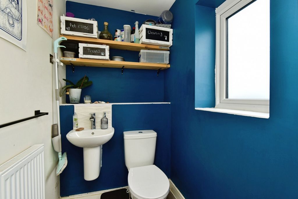 Additional image 8 of 4 bed detached house for saleShetland Drive, Newcastle, Staffordshire ST5