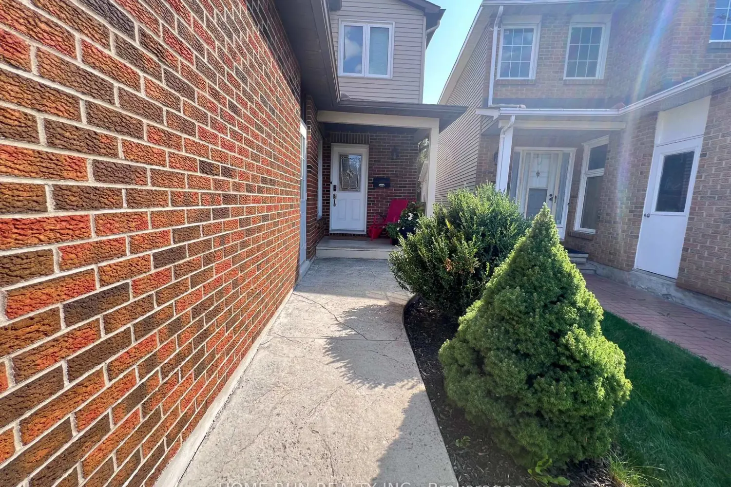 Additional image 2 of 4 Cadence Gate