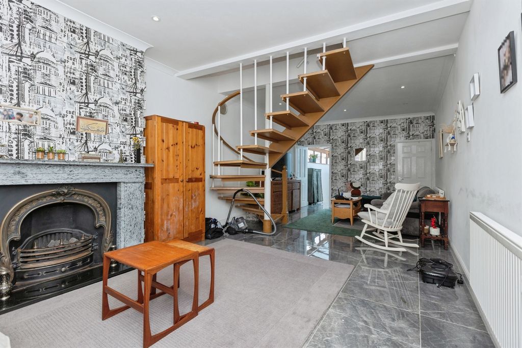 Additional image 3 of 4 bed terraced house for saleIngle Street, Leicester LE3