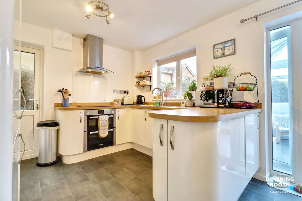 Additional image 12 of 3 bed detached house for saleCornfield Drive, Lichfield WS14