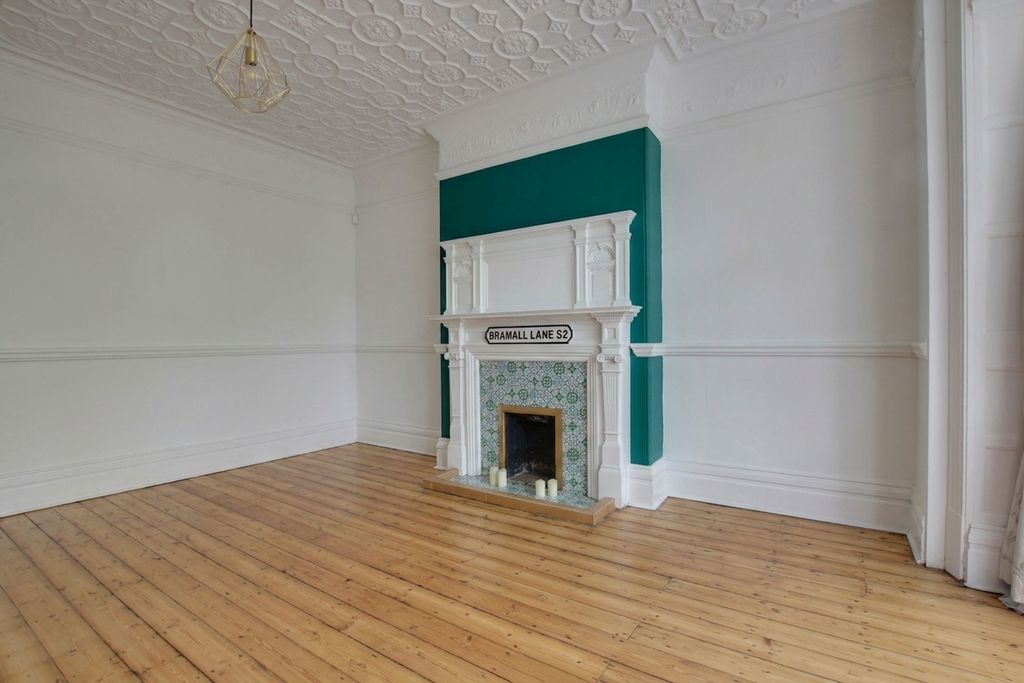 Additional image 7 of 6 bed semi-detached house for saleSt. Johns Road, Leicester LE2