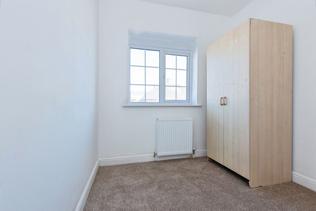 Additional image 14 of 7 bed detached house for saleSwithland Avenue, Leicester, Leicestershire LE4