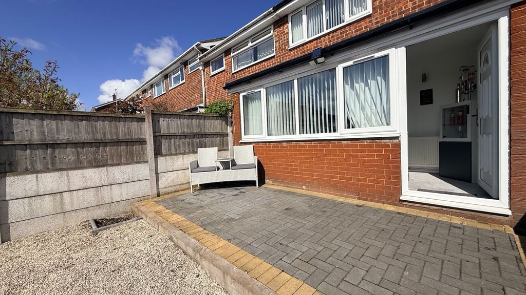 Additional image 17 of 3 bed town house for saleNewmount Road, Fenpark, Stoke-On-Trent ST4