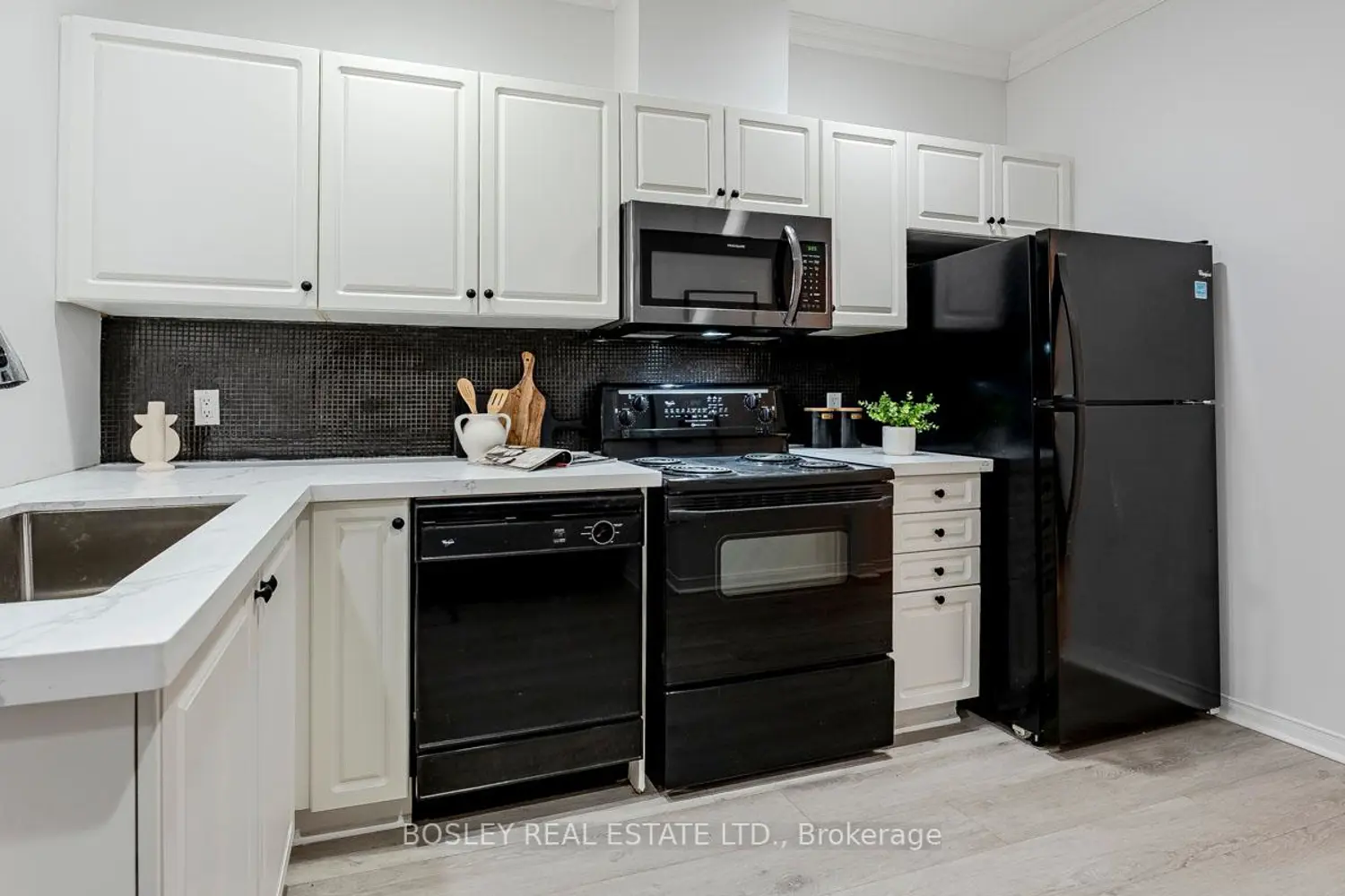 Additional image 11 of 600 Eglinton Avenue 110