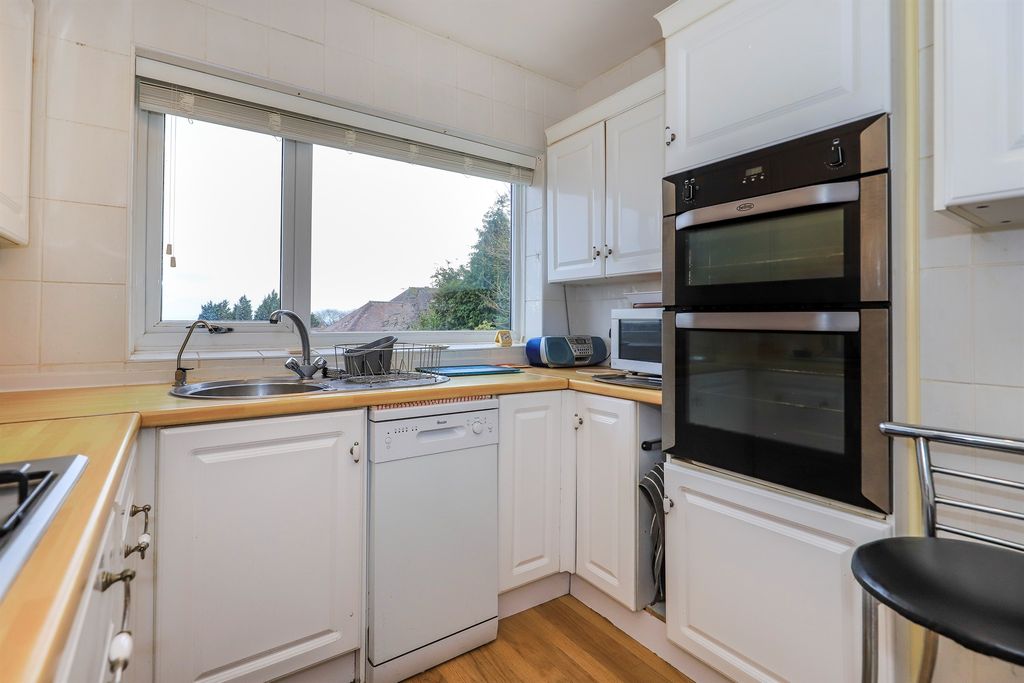 Additional image 6 of 3 bed detached house for saleWheathill Close, Wolverhampton WV4