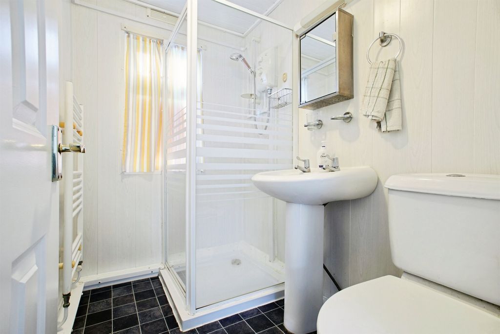 Additional image 10 of 2 bed mobile/park home for saleHolders Road, Amesbury, Salisbury SP4