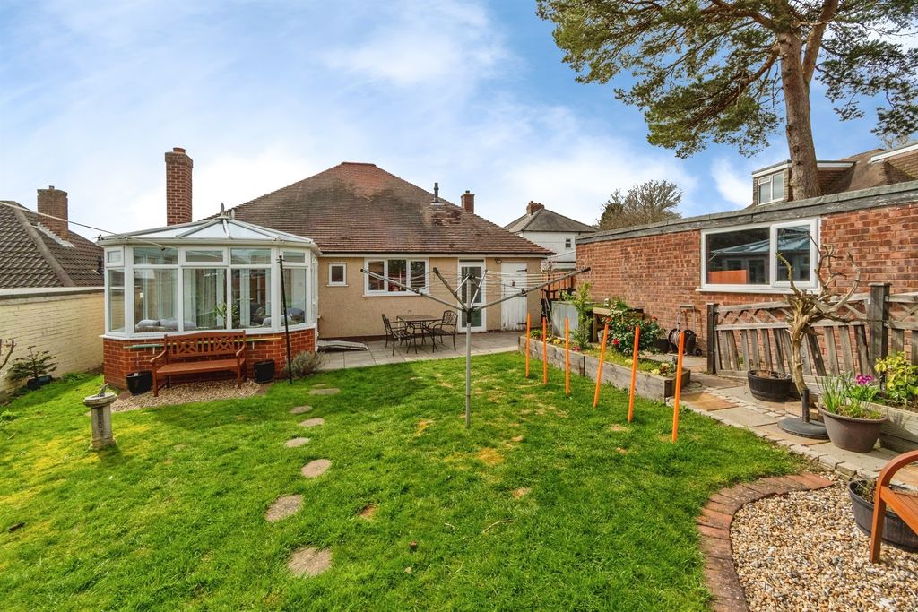 Additional image 18 of 3 bed detached bungalow for saleMount Avenue, Hednesford, Cannock WS12