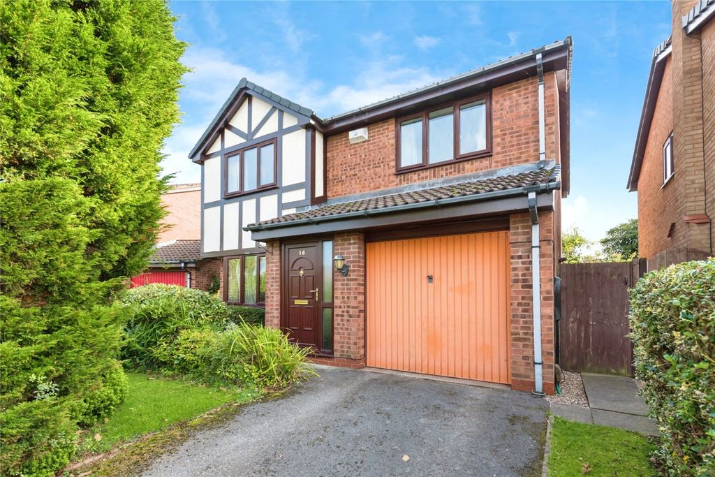 4 bed detached house for saleEliot Close, Armitage, Rugeley, Staffordshire WS15