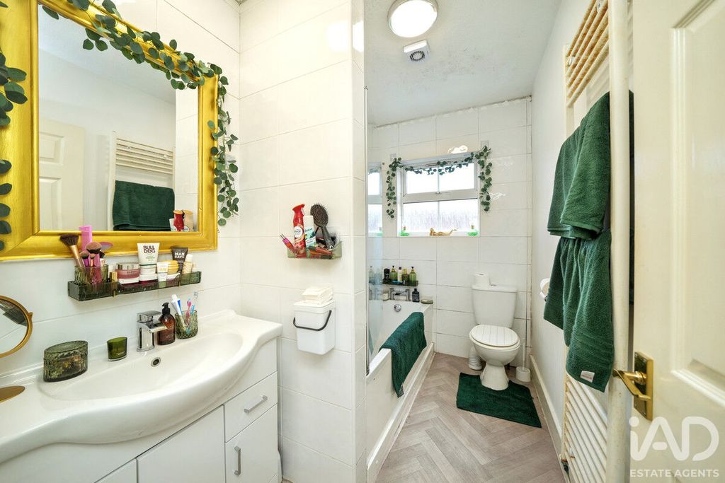 Additional image 18 of 1 bed flat for saleWestern Road, Stourbridge DY8