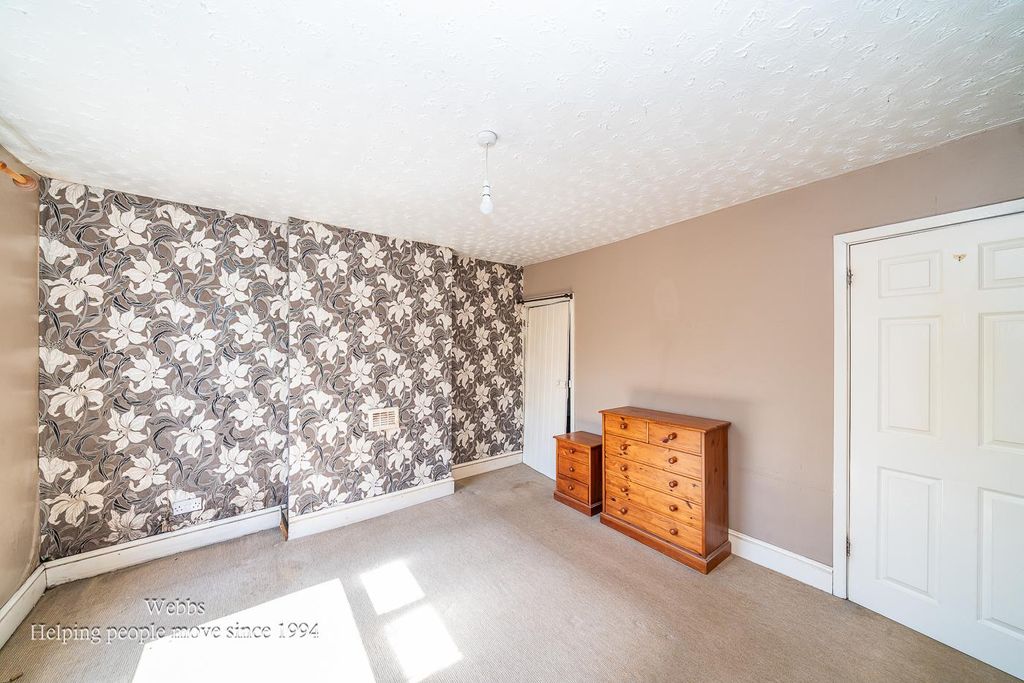 Additional image 14 of 3 bed end terrace house for saleUpper Landywood Lane, Cheslyn Hay, Walsall WS6