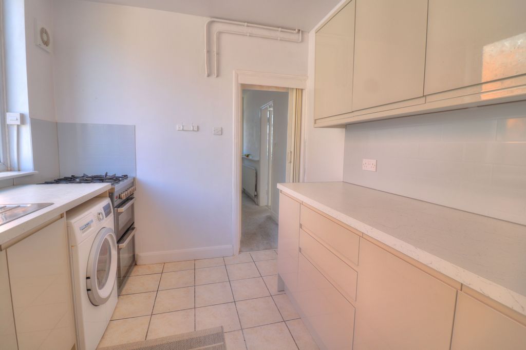 Additional image 3 of 3 bed semi-detached house for saleEileen Avenue, Leicester LE4