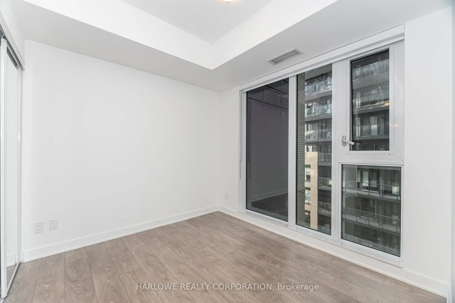 Additional image 10 of 543 Richmond Street 815