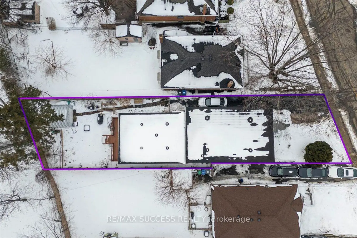 Additional image 17 of 30 Maple Ave N Avenue