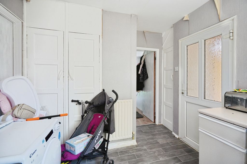 Additional image 10 of 3 bed semi-detached house for saleCumberland Road, Burton-On-Trent, Staffordshire DE15