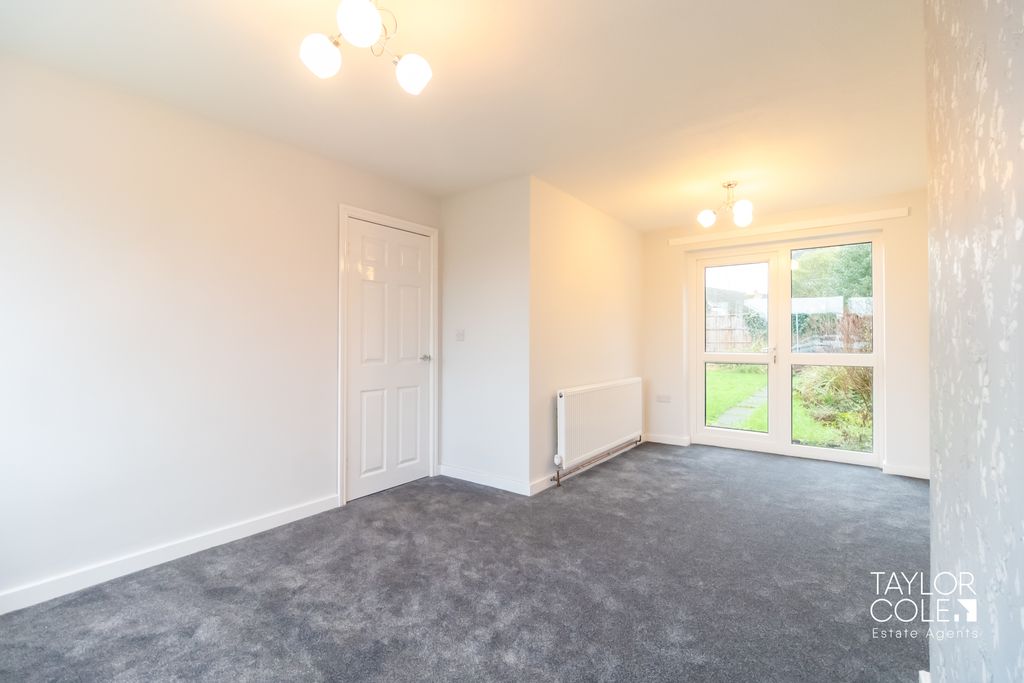 Additional image 4 of 4 bed semi-detached house for saleHighcliffe Road, Tamworth B77